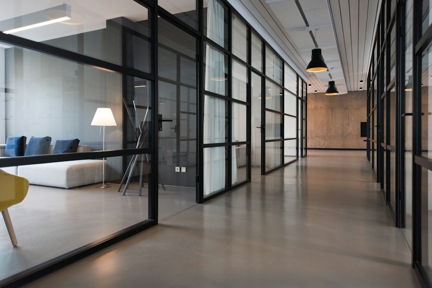 Contemporary office and meeting space
